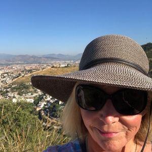 Meet your Posher, Maureen